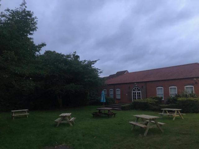 The Elms Hotel Retford Exterior photo