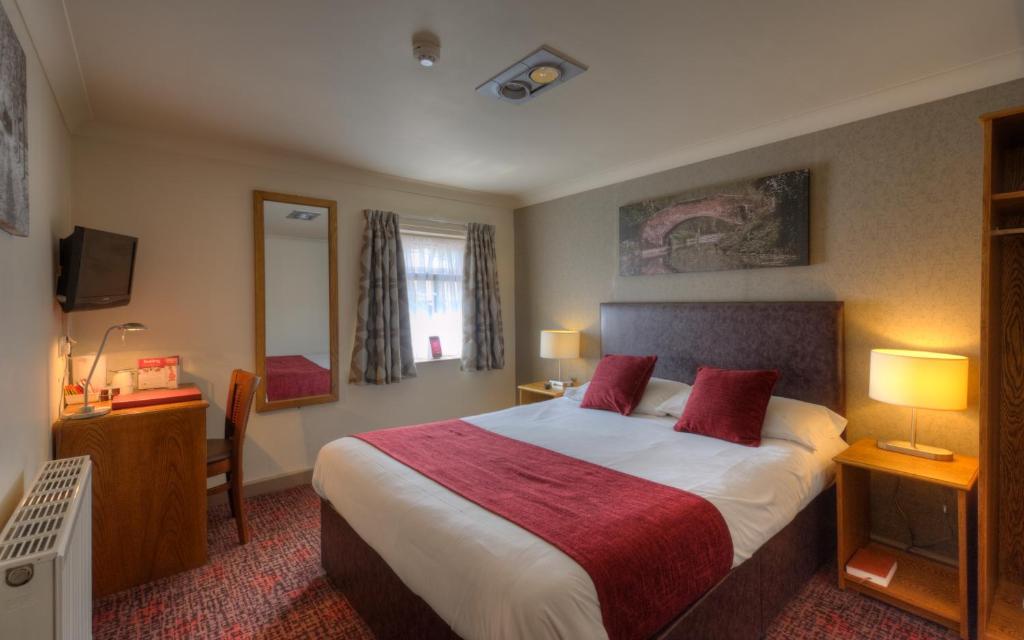 The Elms Hotel Retford Exterior photo